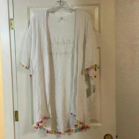 David’s Bridal Swim Coverup - Picture 3 of 8